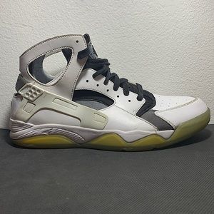 Nike Air Huraches ‘white ice’ 2014